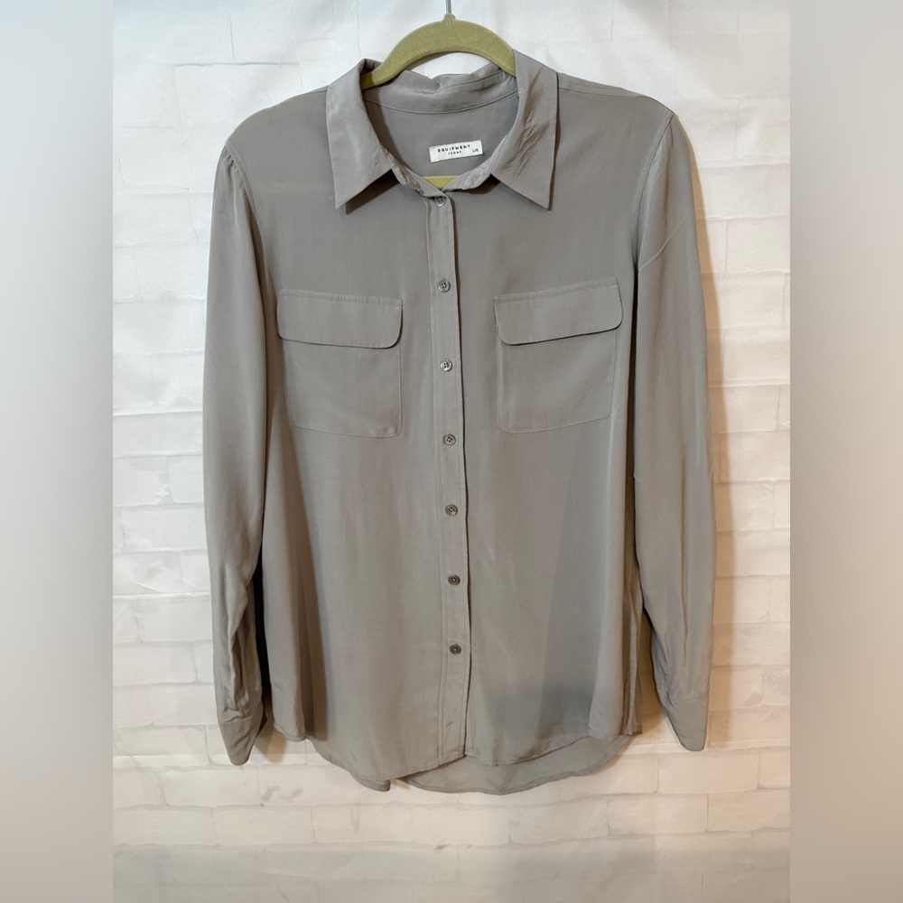 Equipment Women’s Silk  Button Down  Blouse in Light Gray